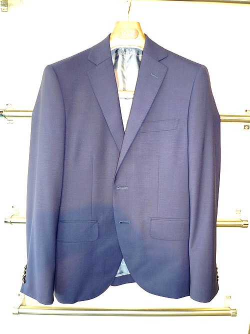 オーダースーツ