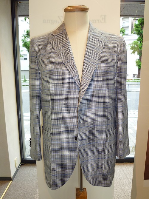 オーダースーツ