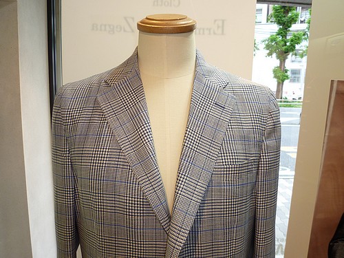 オーダースーツ