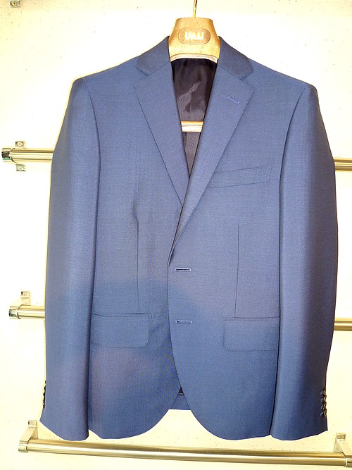 オーダースーツ