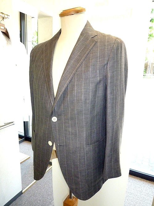 オーダースーツ