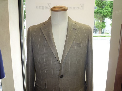 オーダースーツ