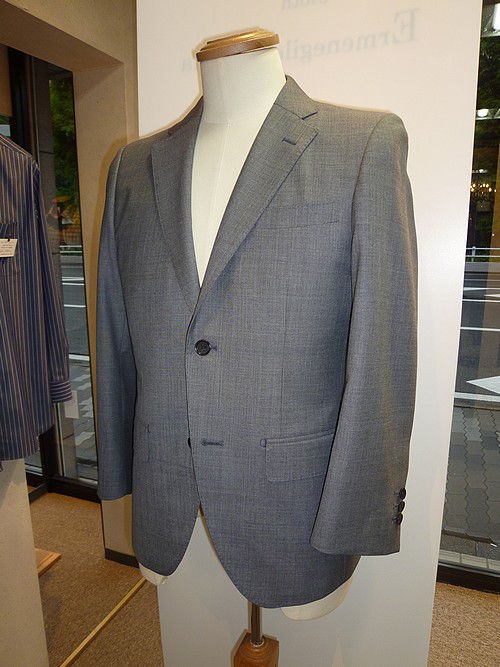 オーダースーツ