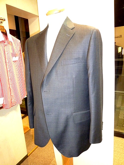 オーダースーツ